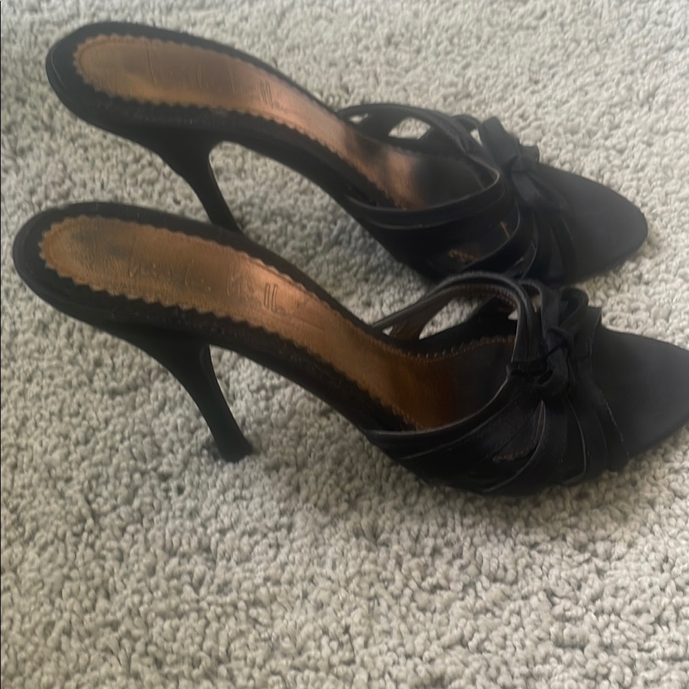 Nicole Miller Black Elegant Heel Sandals